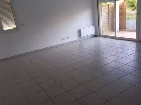 appartement t.3 les angles 30133