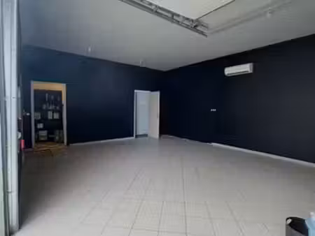 local 90m2 sadirac