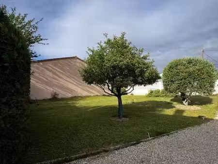 terrain à bâtir de 300 m² à villenave-d'ornon (33)