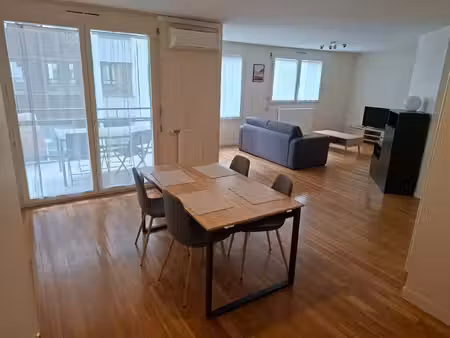 location appartement 3 pièces 100 m² à lyon 6 (69006)