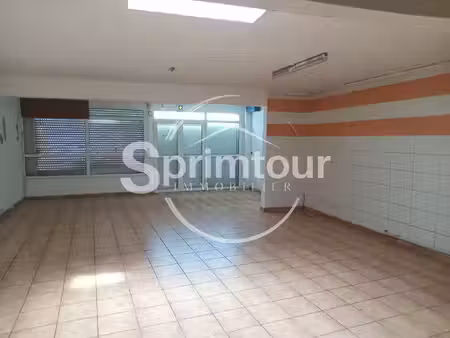 local commercial (75m2) - belcourt 97122 baie-mahault
