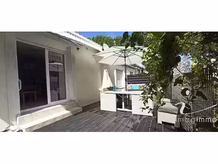 bouzigues maison t3/4 meublée et climatisée à louer pour le