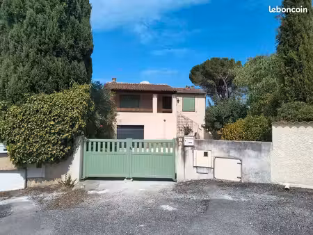 maison meublée à louer sur castries (4 chambres)