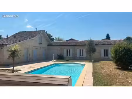 superbe maison familiale avec piscine à yvrac