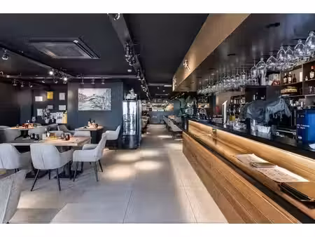 restaurant loué à vendre — projet neuf res midan de 302 m² 