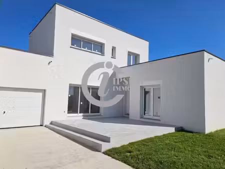 sérignan nouveau quartier   proche plage   villa neuve   livrai