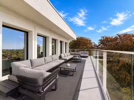 appartement 2 chambres avec terrasse  parking intérieur et c
