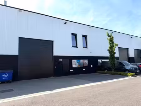 kmo unit voorzien van kitchenette  sanitair & kantoorruim...