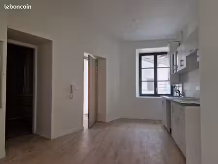 je vous propose un studio de 43m²