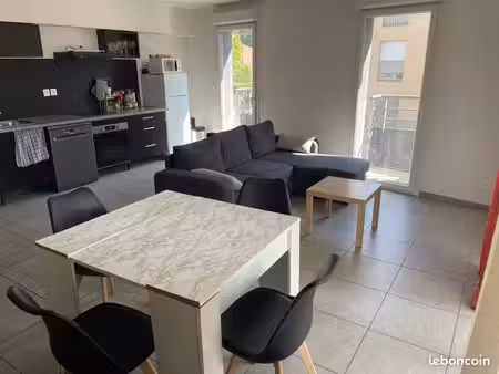 appartement t3 + box + balcon 68m²