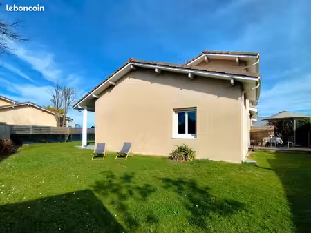 maison meublée 100 m² avec jardin – 4 chambre - location moyenne durée
