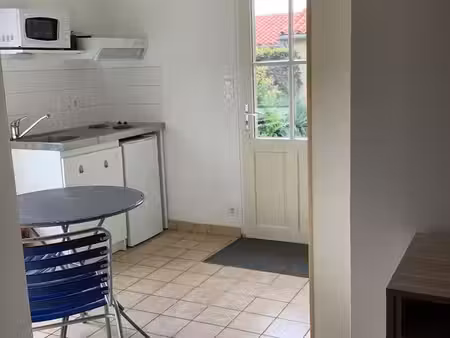 studio étudiant meublé