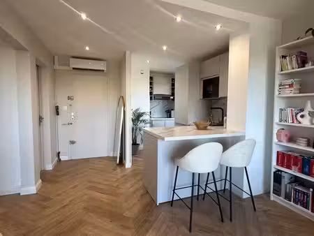 apparemment meublé à louer