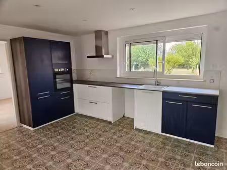 superbe t4 avec jardin privatif et terrasse