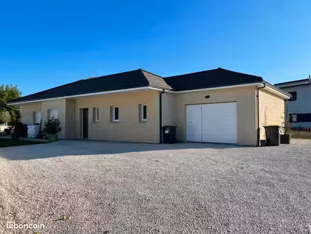pavillon 2022 f5 109m2