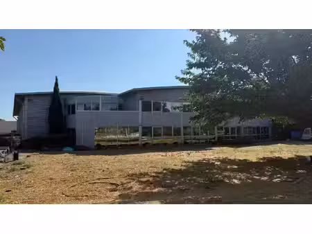 location commerce 262 m² à avignon (84140)