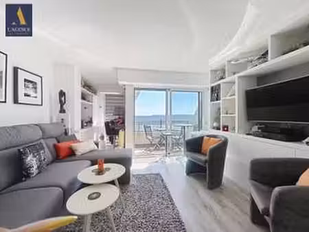 vente appartement 2 pièces bord de mer à ploemeur lomener-kerroch-kerpape (56270) : à vend