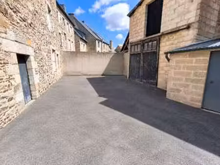 vente garage et parking à broons (22250) : à vendre / 92m² broons