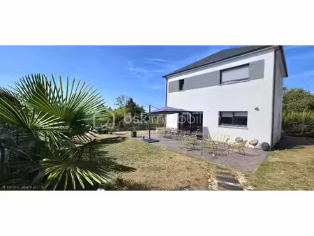 pavillon de 102 m² à briollay