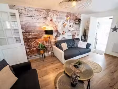 vente immeuble à équemauville (14600) : à vendre / 105m² équemauville
