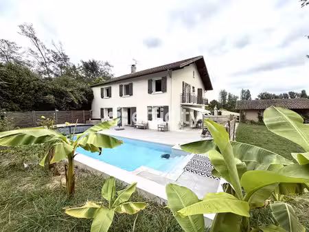 maison 6 pièces - 274 m²