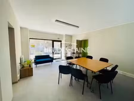 location bureaux et commerces à avranches (50300) : à louer / 171m² avranches
