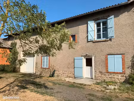 à louer  maison dans ferme  3 chambres  2 avec mezzanine  garage