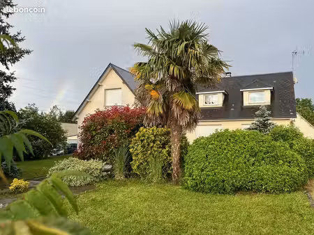 villa 7 pièces 210 m²