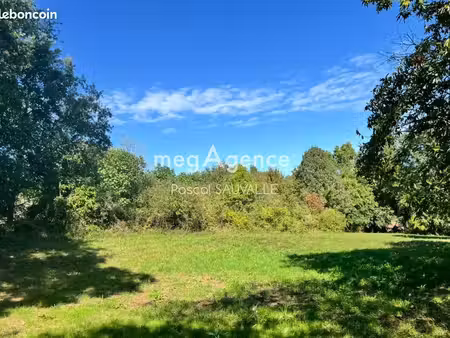 terrain 1500 m² saint-astier