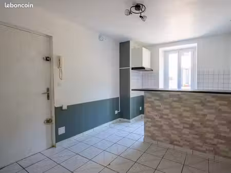appartement 23 8 m² – trilport – face gare – idéal investissement