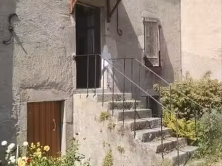 maison de campagne 3ch terrasse jardin parking