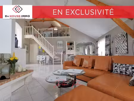 maison familiale dans un havre de paix avec vue dégagée sur la campagne