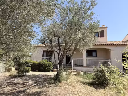 juvignac  villa avec terrasse sur grande parcelle