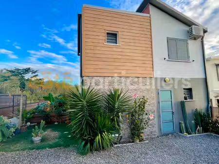 exclusivité- villa contemporaine t5 - quartier de stella  saint-leu