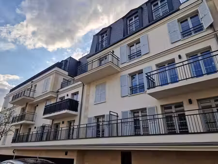 appartement 3 pieces (63.5 m2) compiegne proche centre