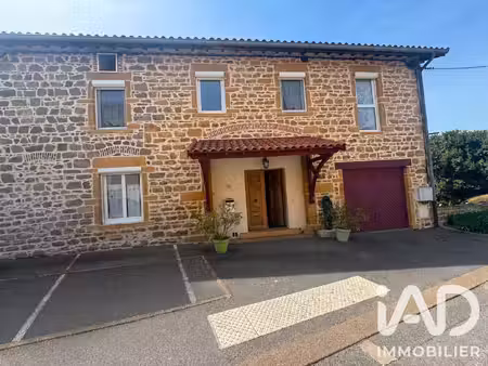 vente maison de village 8 pièces