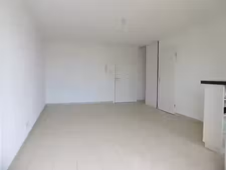 location appartement 2 pièces 42 m² à montauban (82000)