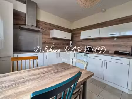 maison familiale 5 chambres à proximité de toutes les commodités 138 m2