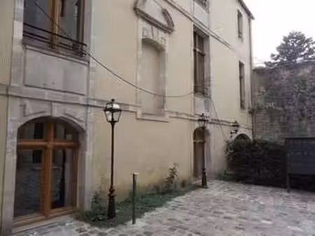 location appartement 2 pièces à bayeux (14400) : à louer 2 pièces / 37m² bayeux