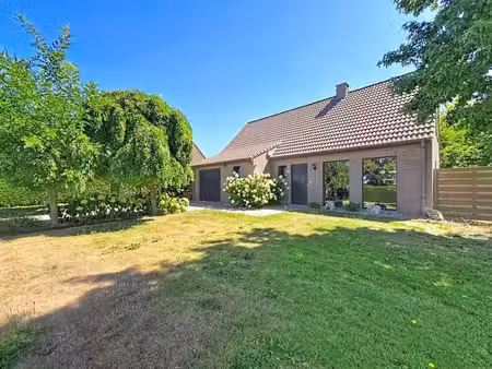 maison 3ch  possib de vivre plain-pied  avec jardin  garage