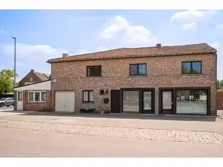 woonst met 3 slpkrs en handelspand op toplocatie te schriek