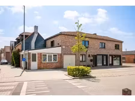 woonst met 3 slpkrs en handelspand op toplocatie te schriek