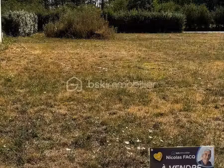 terrain constructible viabilisé à vendre