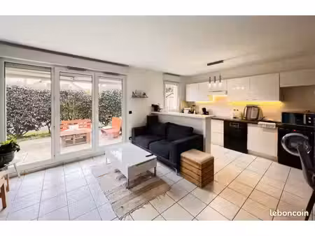 appartement t3 avec garage et place de parking
