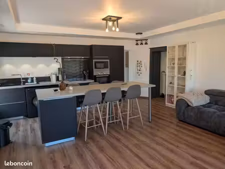 t3 66 5 m² – 2 chambres – climatisation – cuisine équipée – metz 57070