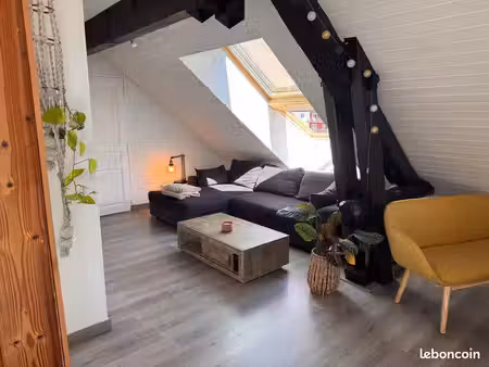 appartement duplex meublé 3 chambres – 57 m² carrez / 104 m² au sol – albertville