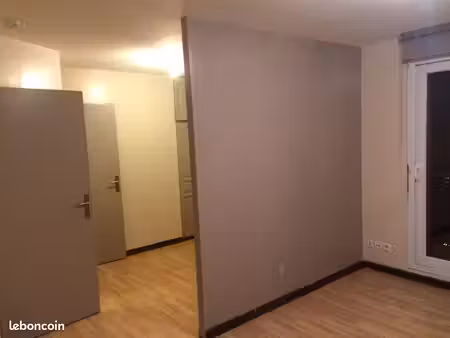 appartement t1 bis