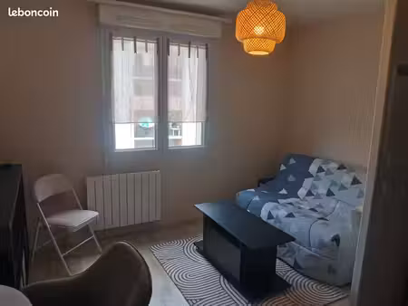 studio meublé 19m2 proche hôpital bretonneau