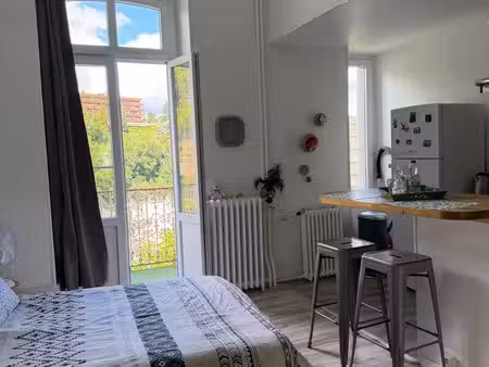 studio meublé