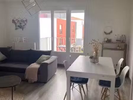appartement t3 meublé  65 m2